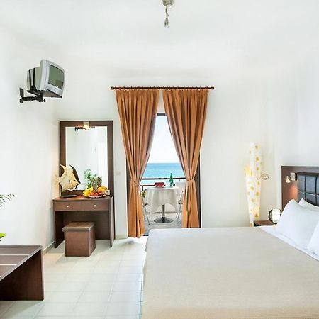 Xenios Dolphin Beach Hotel Posidi Exteriér fotografie