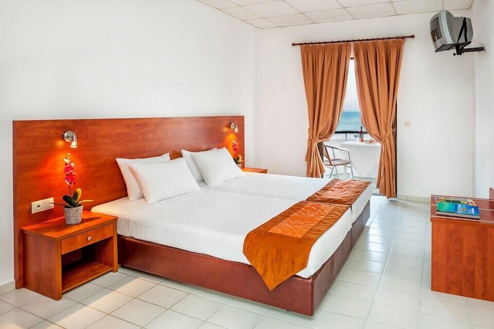 Xenios Dolphin Beach Hotel Posidi Exteriér fotografie