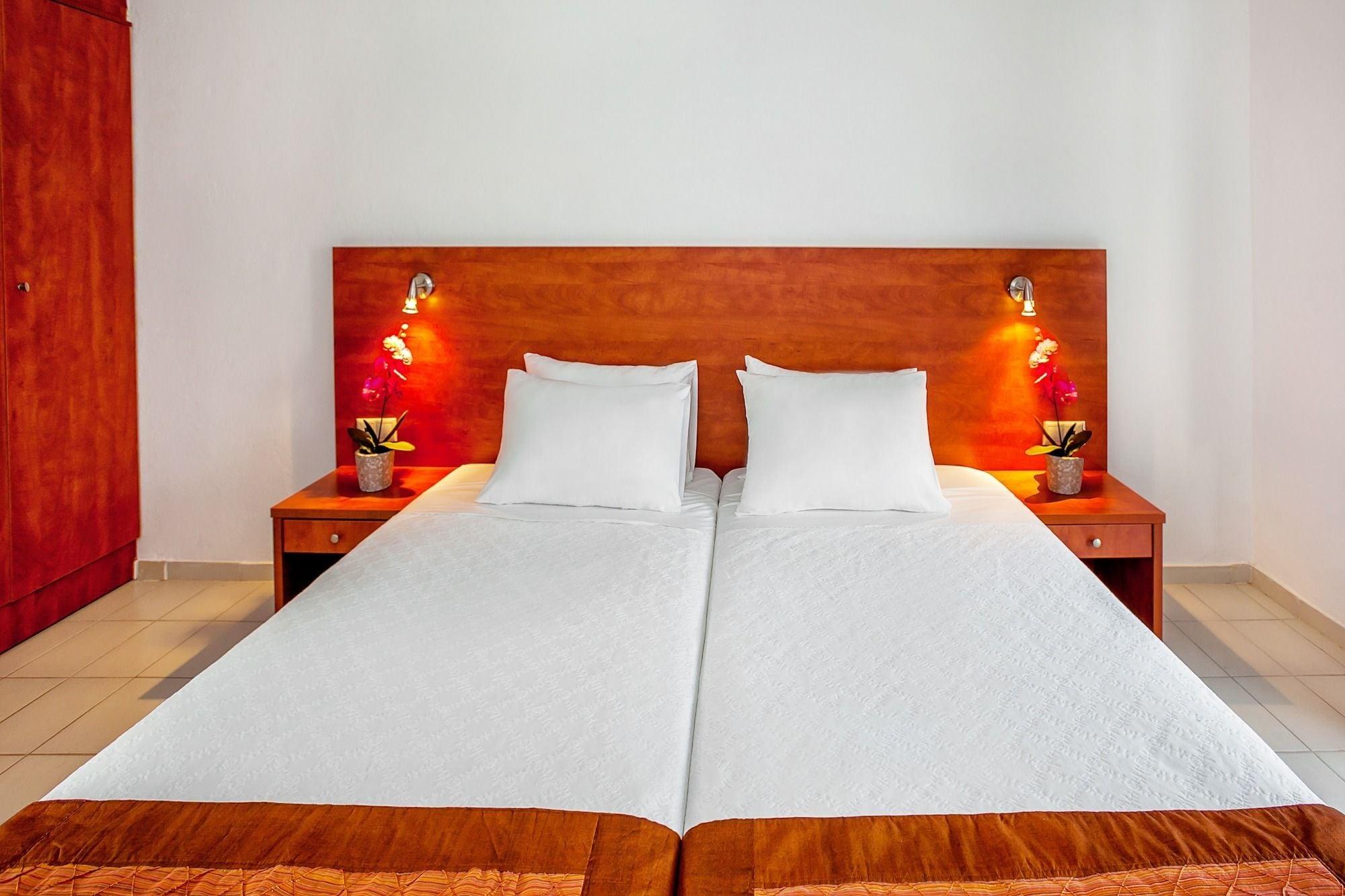 Xenios Dolphin Beach Hotel Posidi Exteriér fotografie