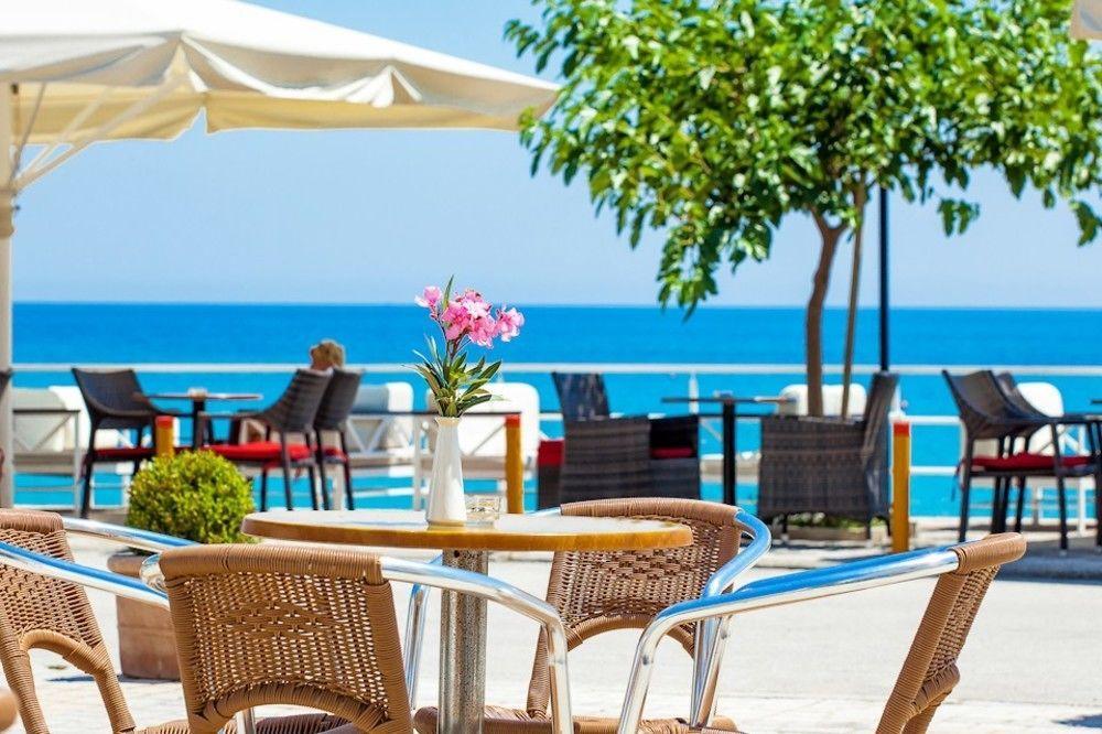 Xenios Dolphin Beach Hotel Posidi Exteriér fotografie