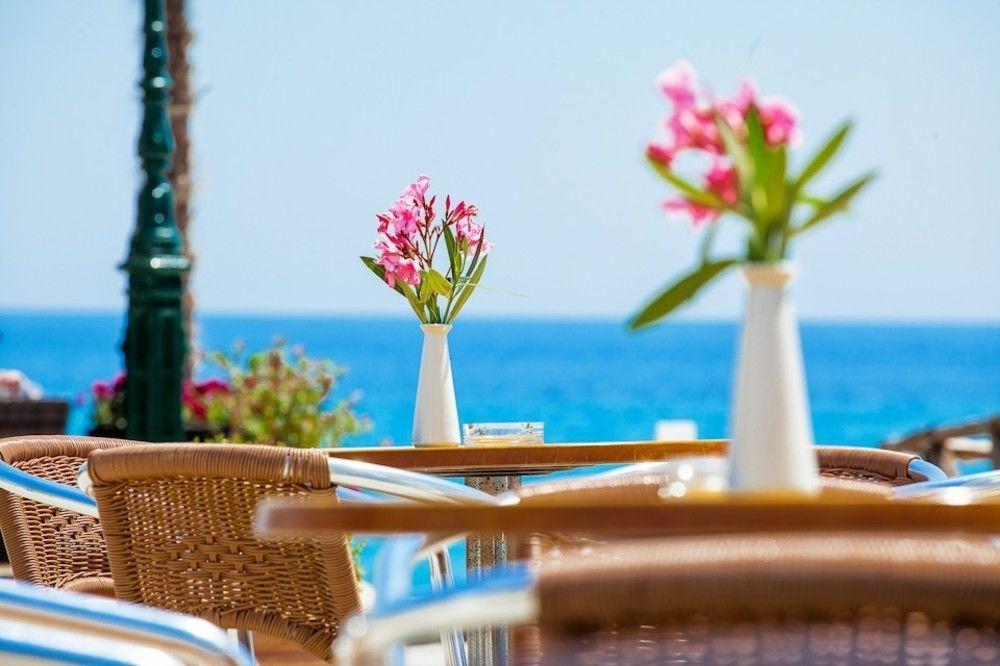 Xenios Dolphin Beach Hotel Posidi Exteriér fotografie