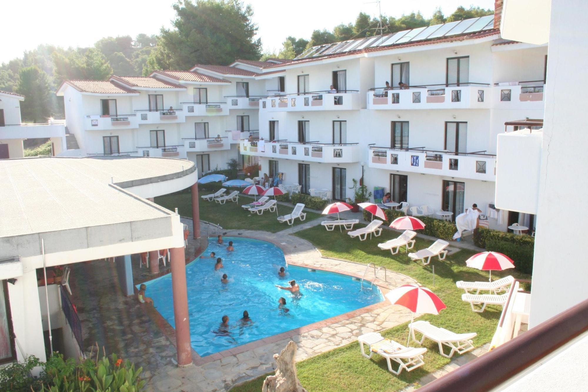 Xenios Dolphin Beach Hotel Posidi Exteriér fotografie