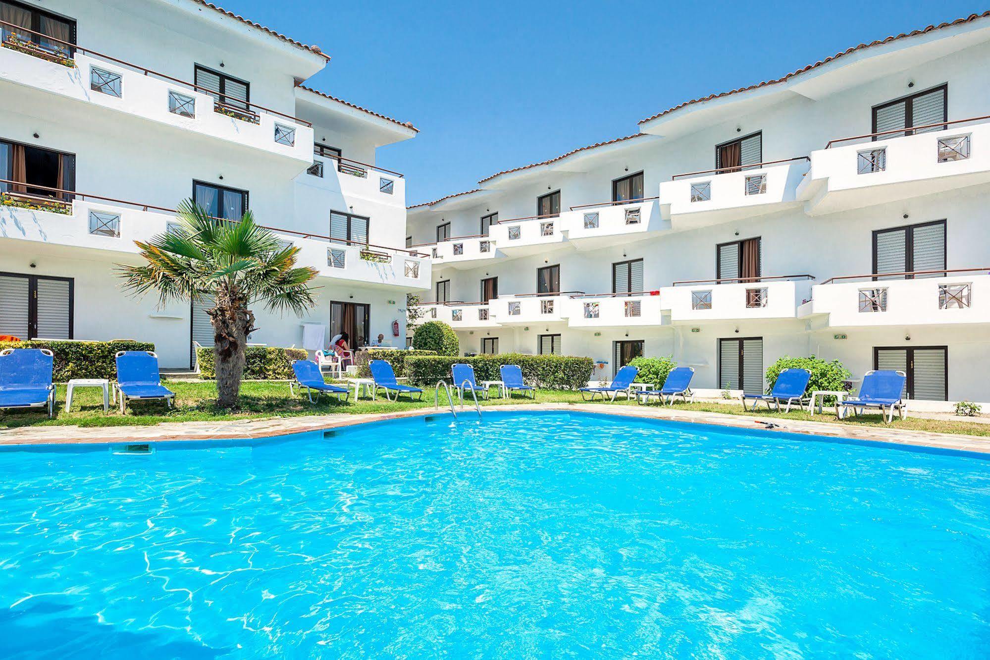 Xenios Dolphin Beach Hotel Posidi Exteriér fotografie